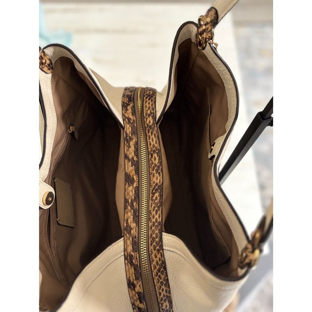 Coach Kristy Shoulder Bag in Colorblock Signature Canvas - Picture 7 of 11